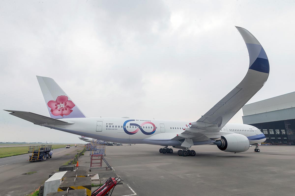 A Fresh Start】China Airlines' 60th Anniversary Liveried Aircraft ...