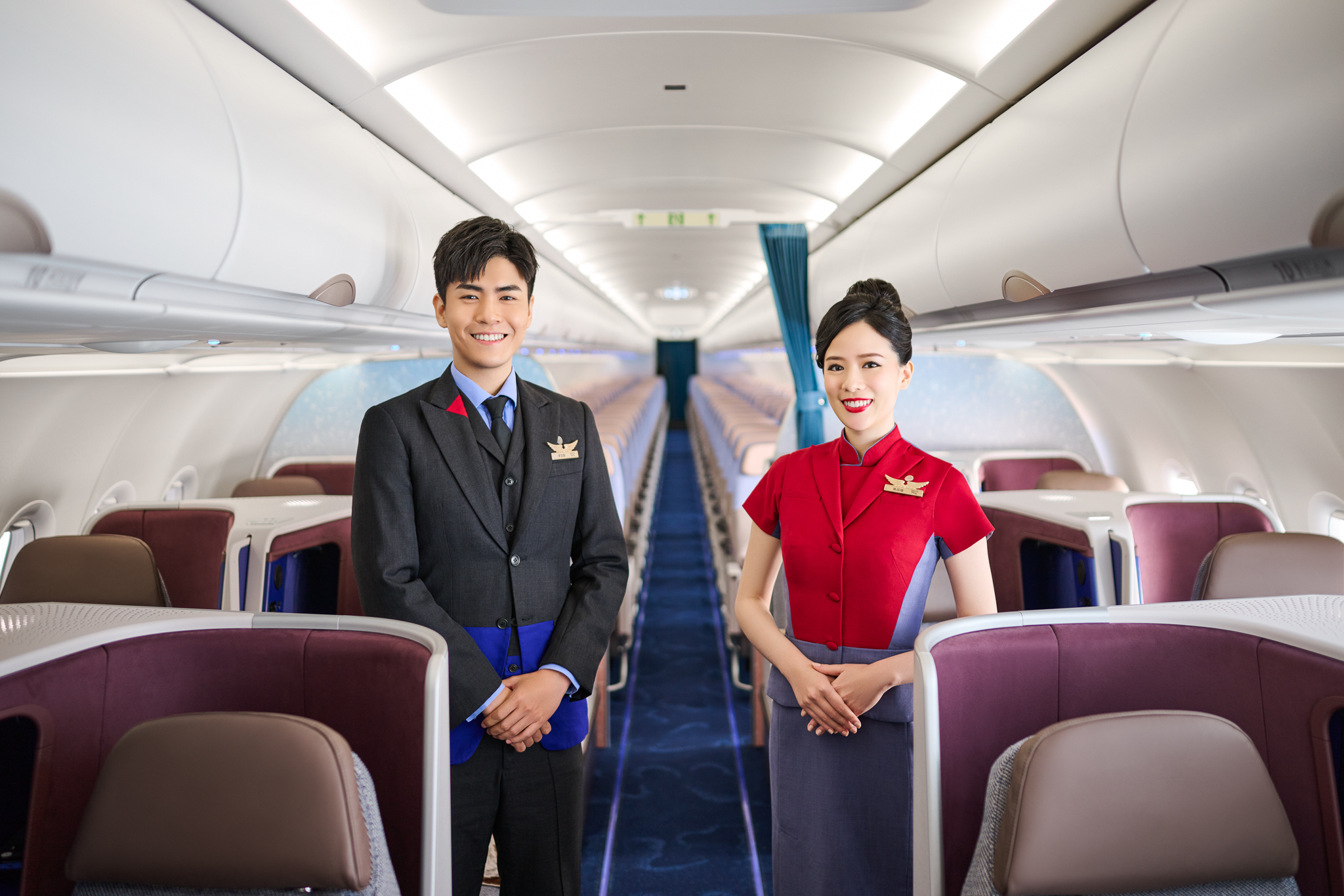 Roam the World with “Animal Travelers” in the China Airlines 2024 Calendar  | China Airlines